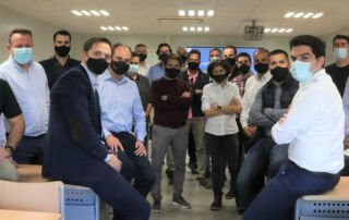 El grupo Hozono Global, pionero en impartir un título universitario diseñado para sus trabajadores