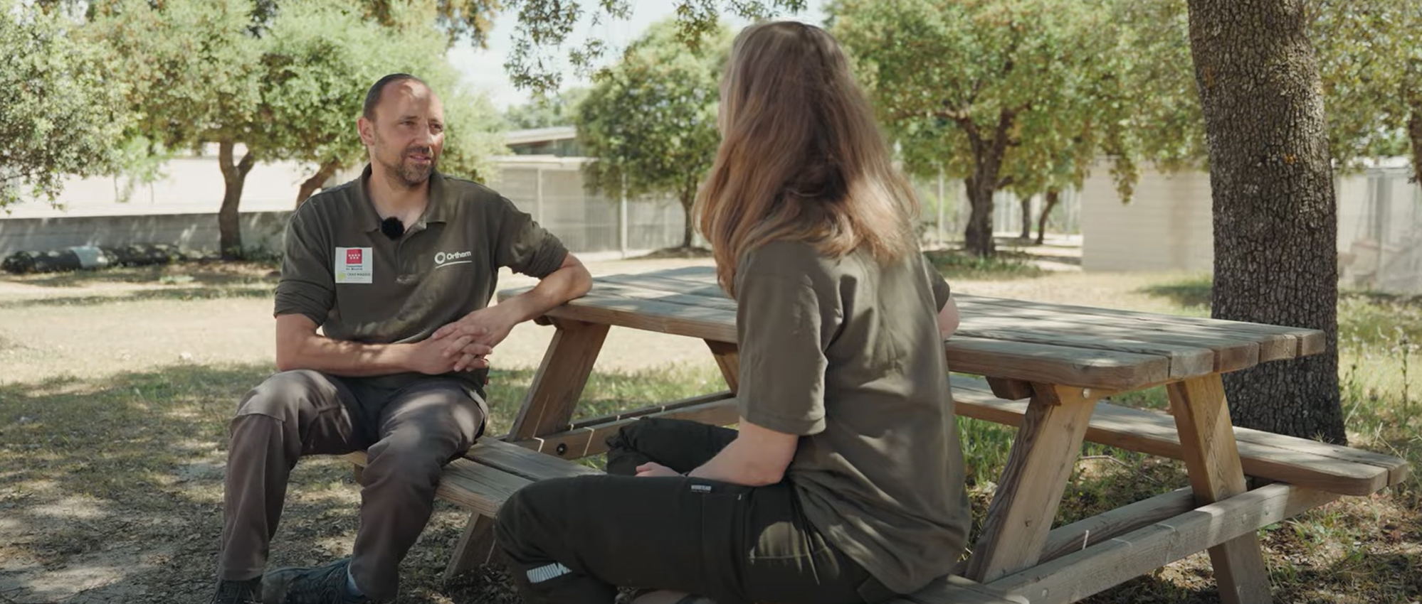 Los profesionales del CRAS Silvia Villaverde y Rubén García protagonizan el tercer capítulo de ‘Conversaciones Esenciales’