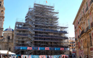 Orthem finaliza el andamio para la restauración de la fachada de la Catedral de Murcia