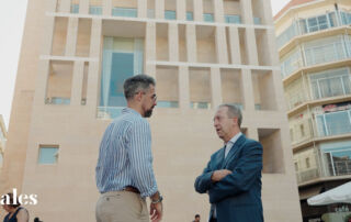 Descubre los secretos de la fachada de la Catedral de Murcia en ‘Conversaciones Esenciales’