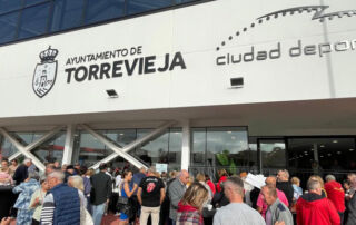 Torrevieja inaugura el nuevo pabellón polideportivo de La Mata