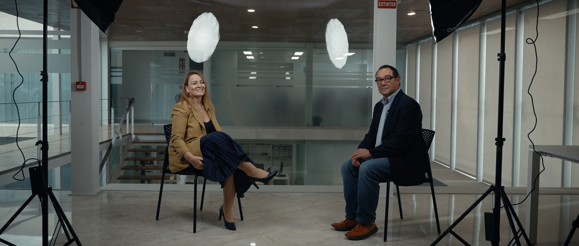 Ana Huertas y César Beltrá nos abren las puertas de la nueva sede de Hozono Global