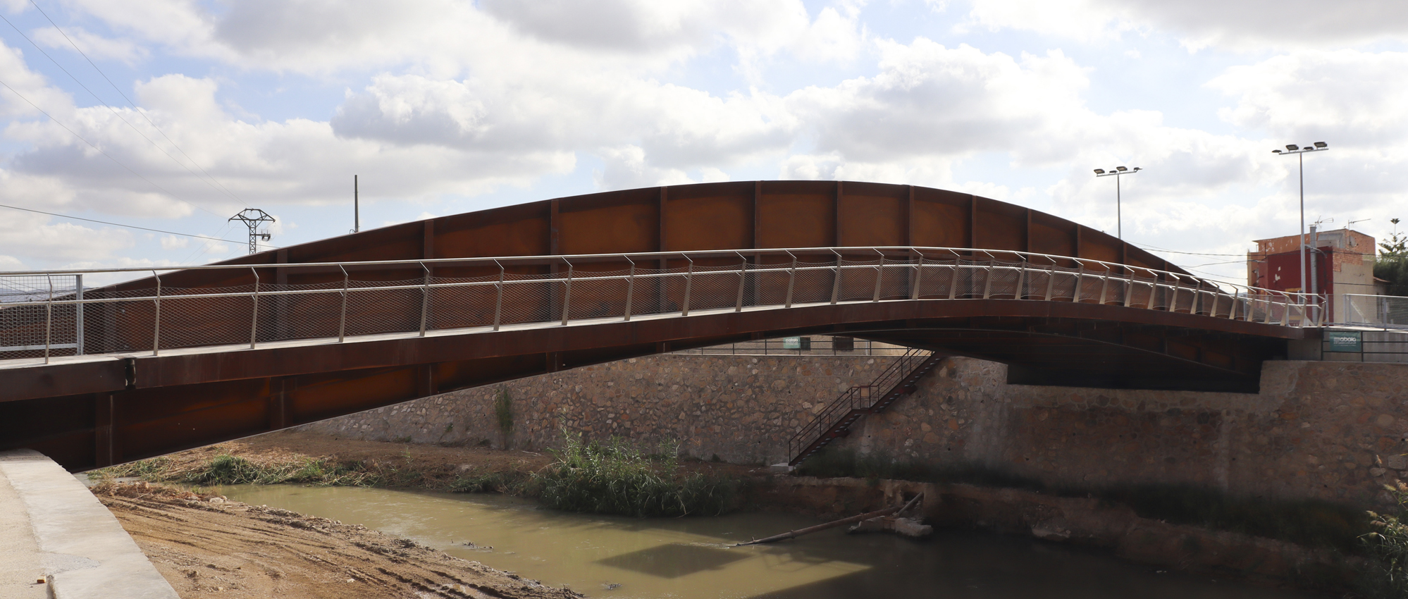 Abala finaliza las obras del puente de El Raal, en Murcia