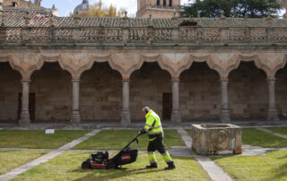 Las zonas verdes de la Universidad de Salamanca seguirán contando con un servicio integral y sostenible