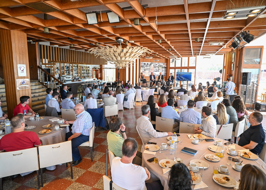 El I Foro ‘Avanzando Vega Baja’ aborda los retos del territorio desde una visión compartida entre instituciones, empresa y sociedad civil El I Foro ‘Avanzando Vega Baja’ aborda los retos del territorio desde una visión compartida entre instituciones, empresa y sociedad civil
