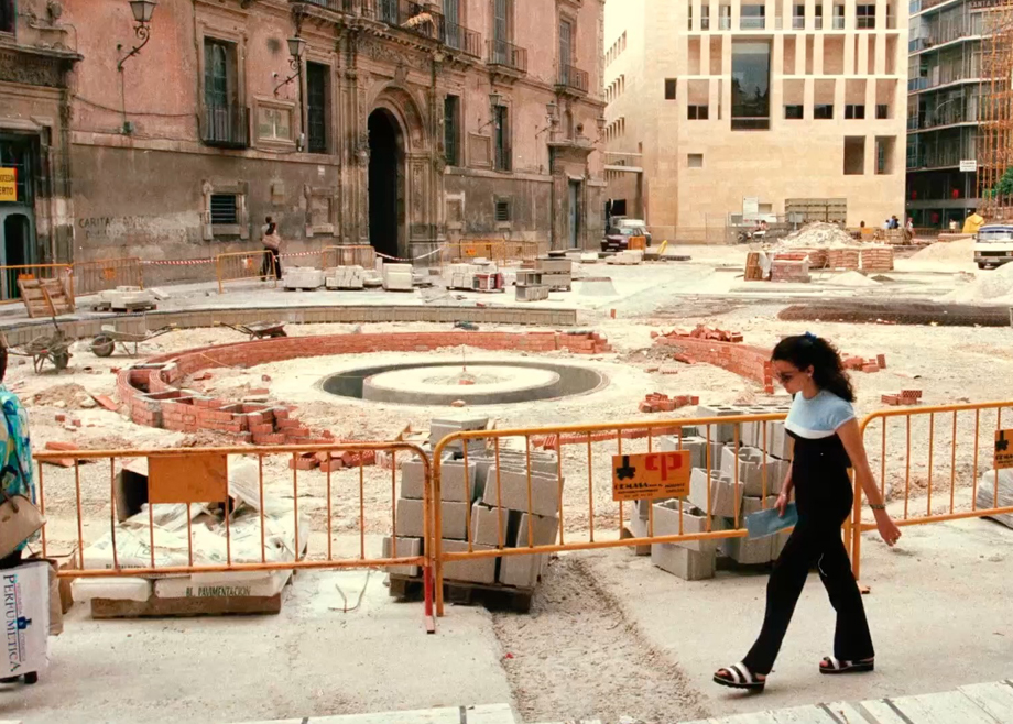 “El Moneo: un edificio como respuesta, un espacio como pregunta”, una mirada única al símbolo arquitectónico de Murcia “El Moneo: un edificio como respuesta, un espacio como pregunta”, una mirada única al símbolo arquitectónico de Murcia