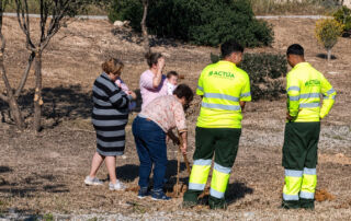 Villajoyosa crece en verde: cien árboles dan vida al nuevo Jardín dels Nous Vilers