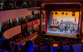 Carlet recupera su corazón cultural con la inauguración del renovado Teatro El Siglo