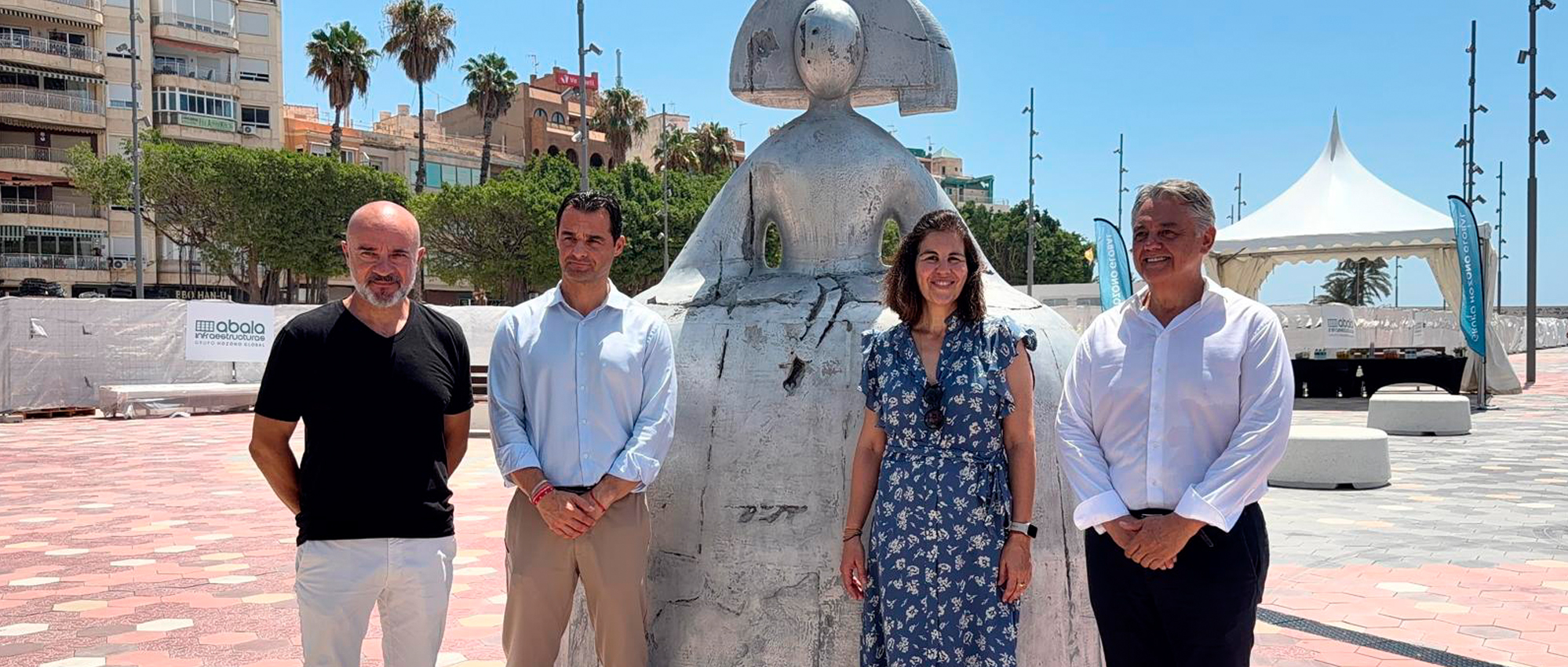 El arte sale al encuentro: la obra de Manolo Valdés llega al puerto de Torrevieja