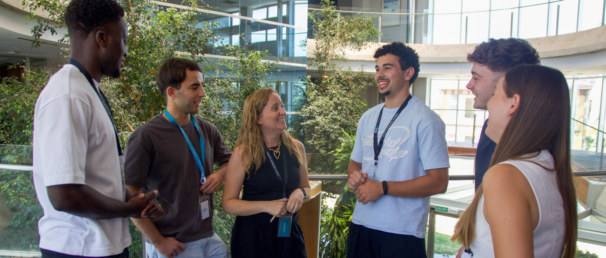 Más de 350 estudiantes dan sus primeros pasos profesionales en Hozono Global durante 2026