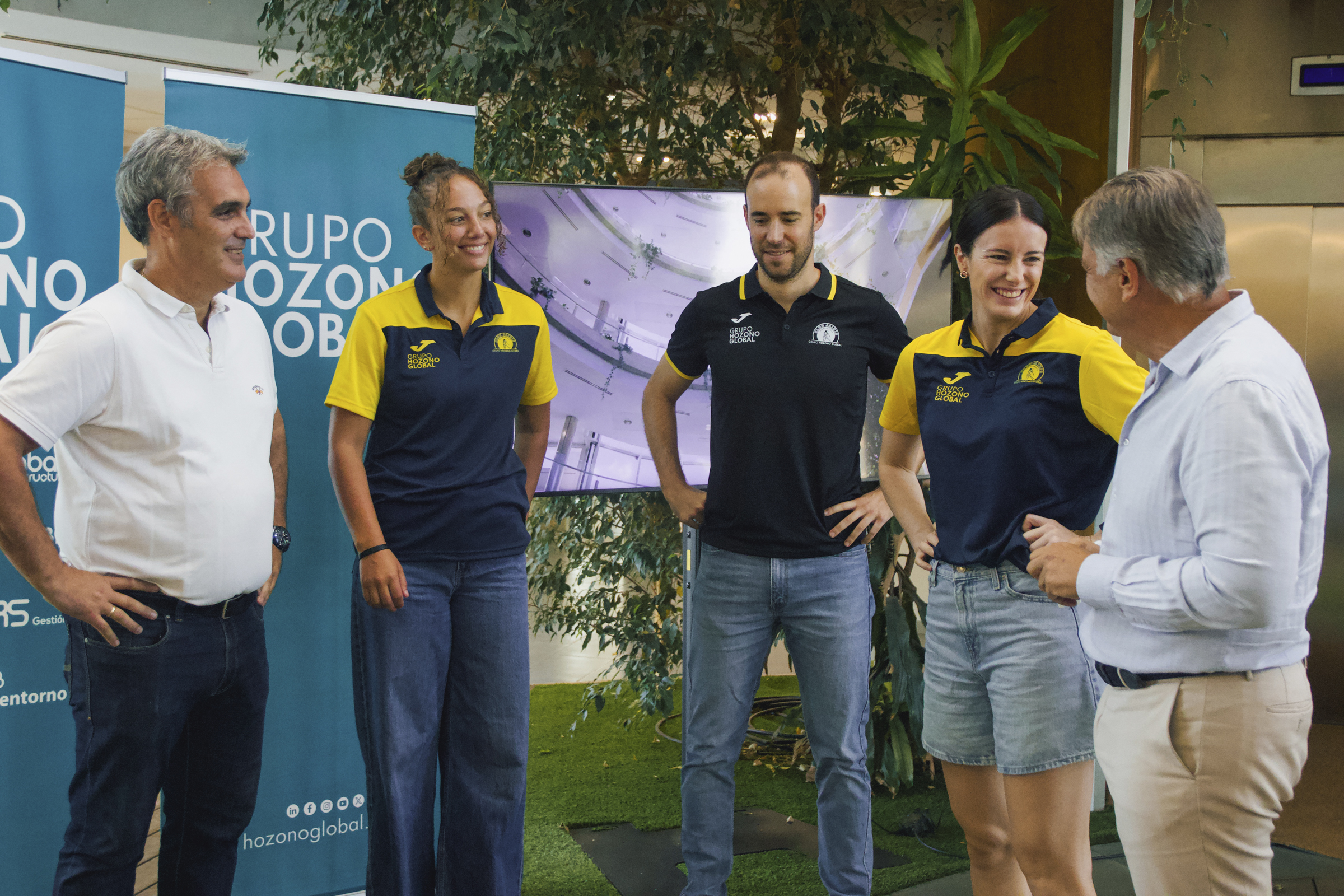 Jordan Hobbs, presentada oficialmente como nueva jugadora del Hozono Global Jairis Jordan Hobbs, presentada oficialmente como nueva jugadora del Hozono Global Jairis