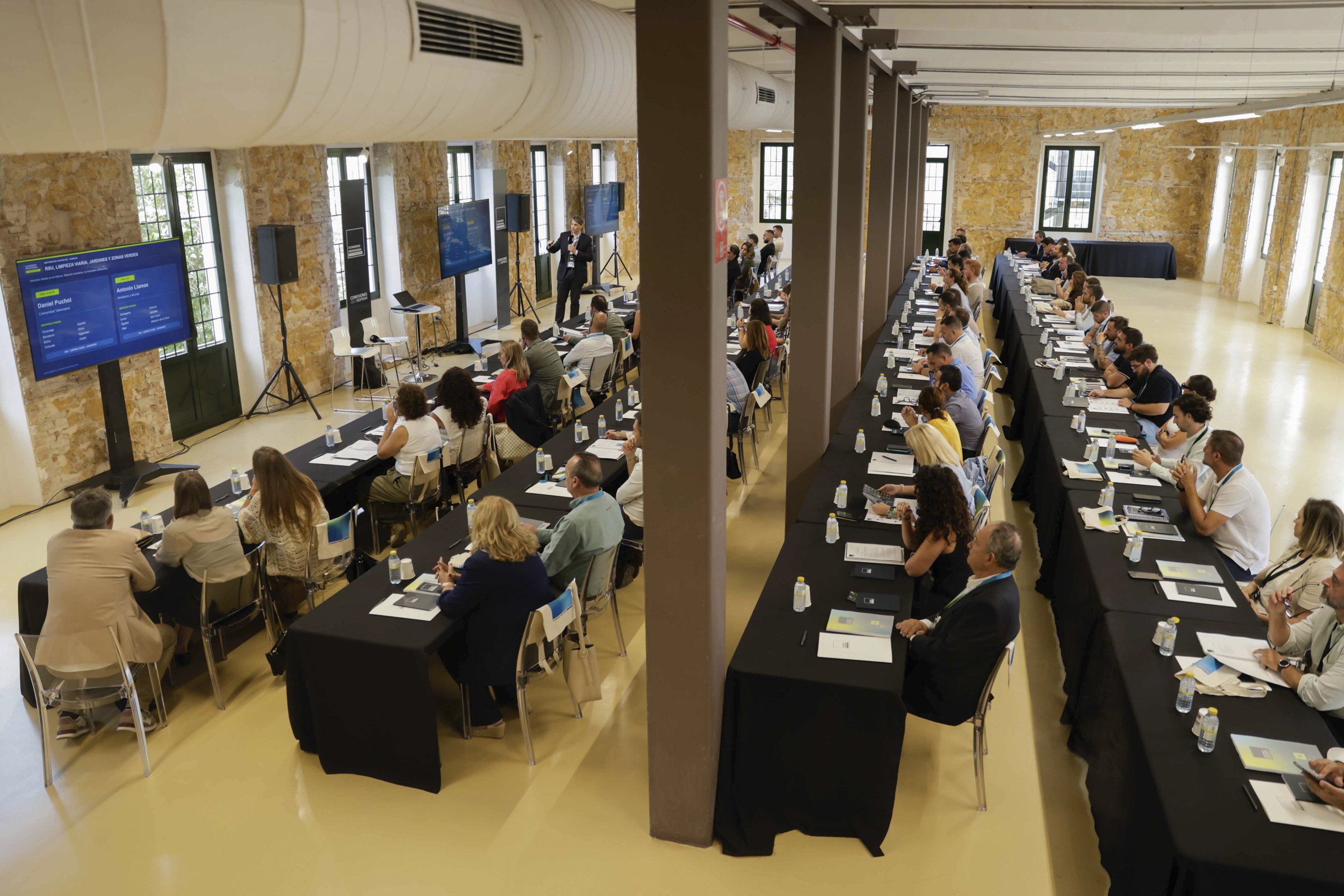 Más de 250 profesionales reunidos en Murcia: así fue nuestro II Congreso Profesional Más de 250 profesionales reunidos en Murcia: así fue nuestro II Congreso Profesional