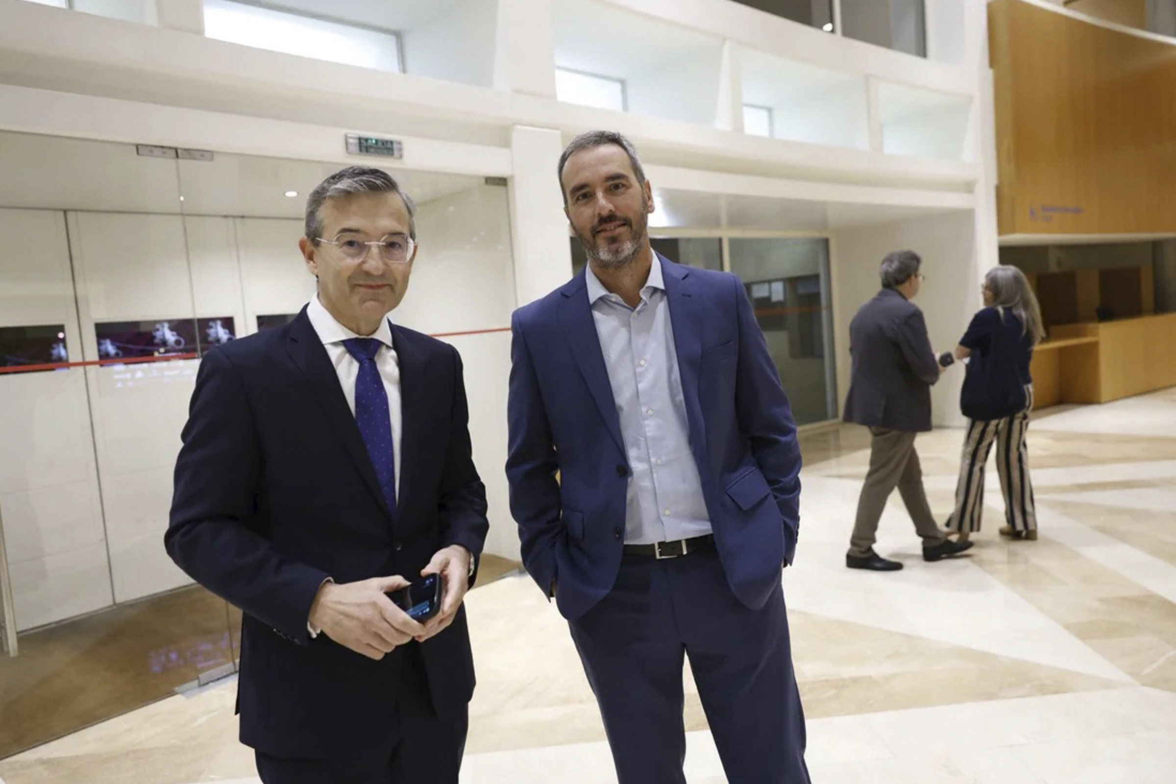 El Grupo Hozono Global celebra los méritos de cinco trayectorias ejemplares El Grupo Hozono Global celebra los méritos de cinco trayectorias ejemplares