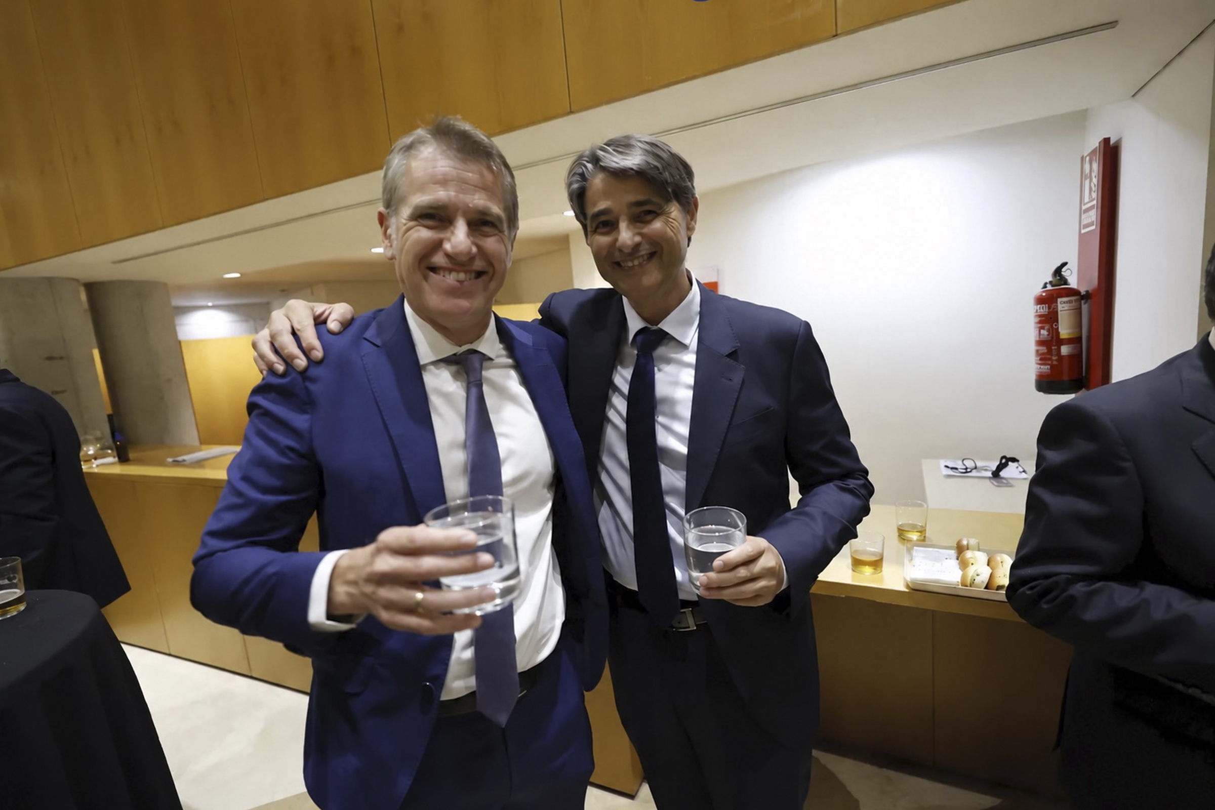 El Grupo Hozono Global celebra los méritos de cinco trayectorias ejemplares El Grupo Hozono Global celebra los méritos de cinco trayectorias ejemplares
