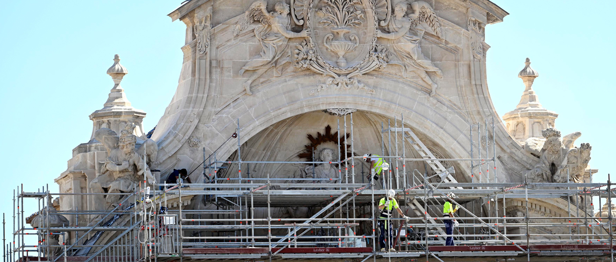 FRECOM premia al Grupo Hozono Global por la rehabilitación del imafronte de la Catedral de Murcia